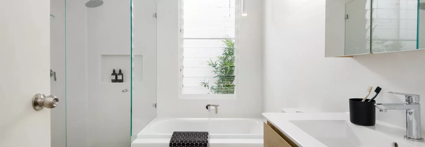 17_Roseby_Street_Leichhardt_Bathroom2_High